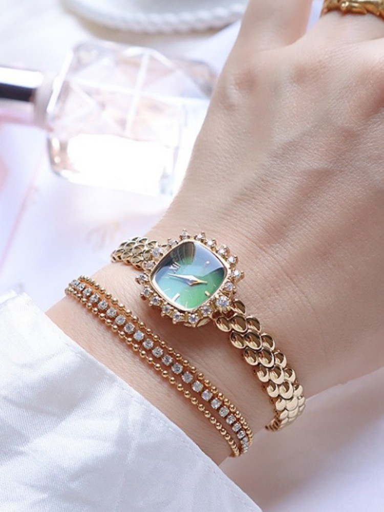 Orologio da polso da donna al  - Home Office Design Ideas recensione e prezzo